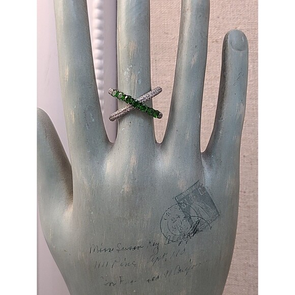 925 Sterling Silver Crossover Ring | Green & Clear CZ Size 5 Elegant Gift - Picture 7 of 7